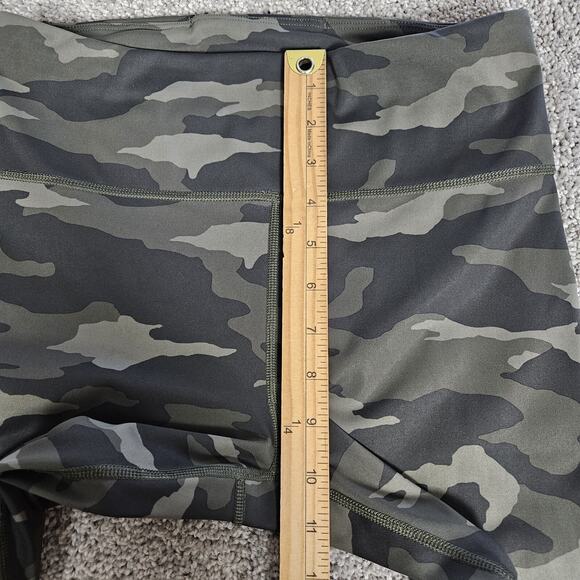 Athleta Ultimate 7/8 Tight Leggings Womens Small Green Camo Stretch Gym - Picture 8 of 11